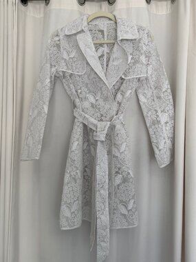 Blumarine White Floral Embroidered Sheer Lace Trench Coat Belted Made in Italy
